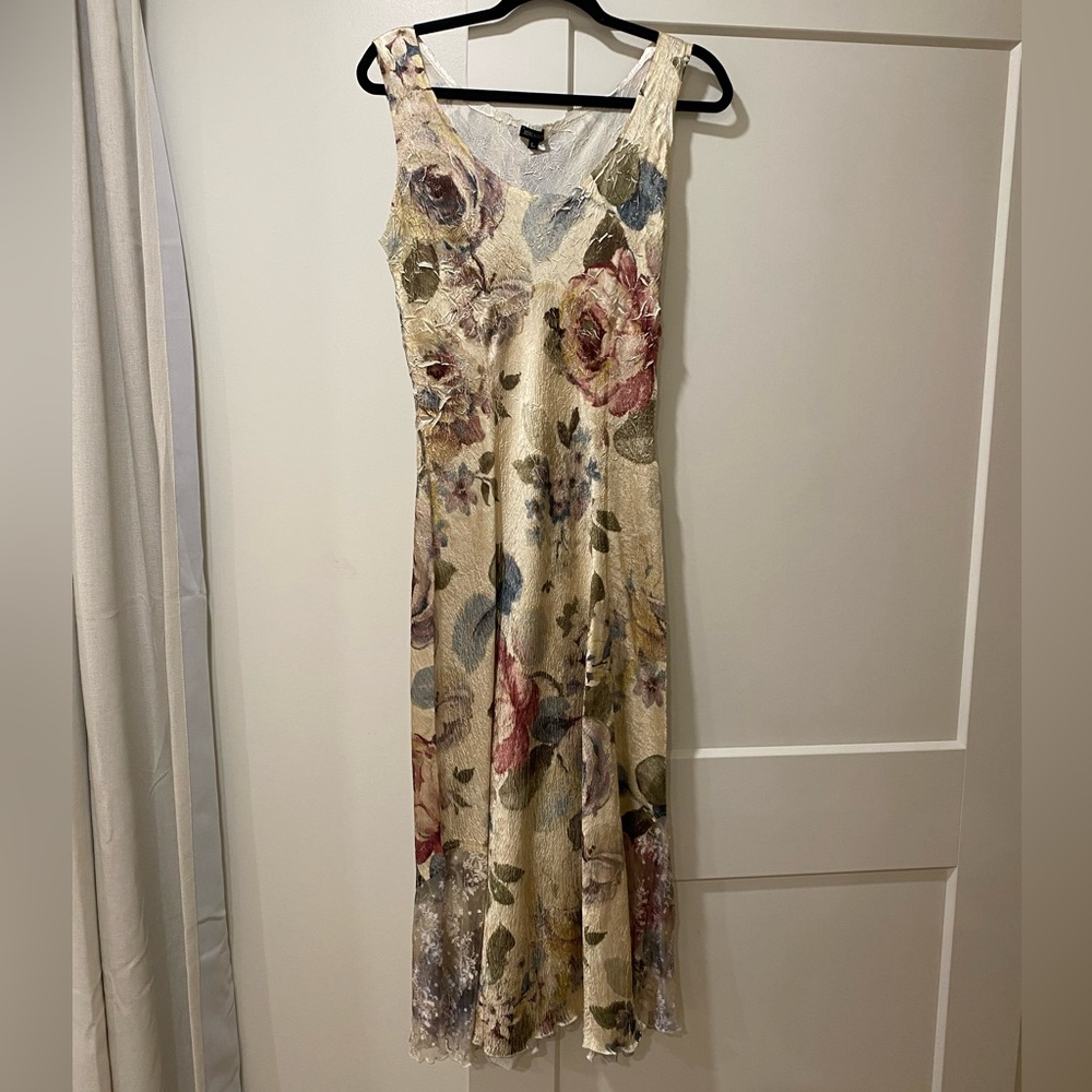 Komarov Floral print dress with lace decal size Large